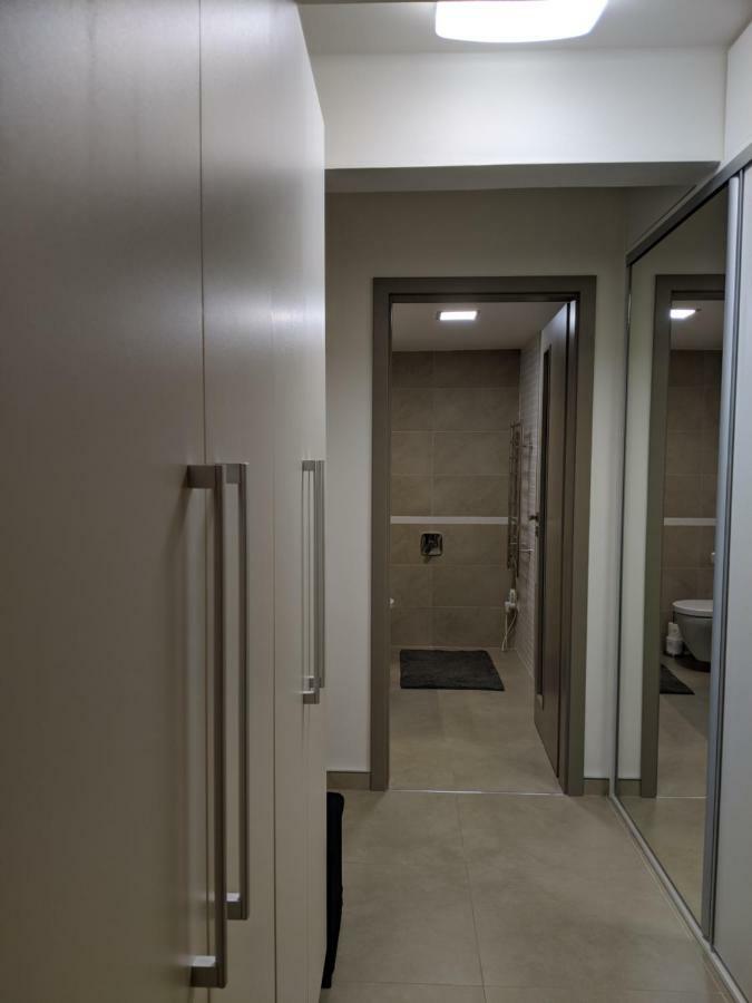 Ap10 - Apartments 4U Brezinova "Overnight Simply" Hradec Kralove Ngoại thất bức ảnh
